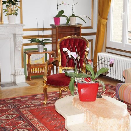 Hotel Au Chateau Blanc Saint-Aubin-les-Elbeuf Bagian luar foto