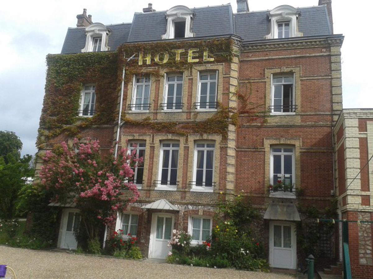 Hotel Au Chateau Blanc Saint-Aubin-les-Elbeuf Bagian luar foto