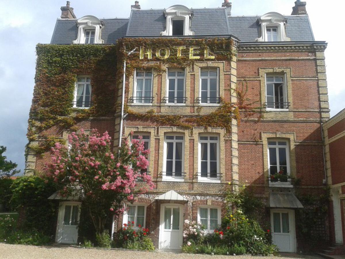 Hotel Au Chateau Blanc Saint-Aubin-les-Elbeuf Bagian luar foto